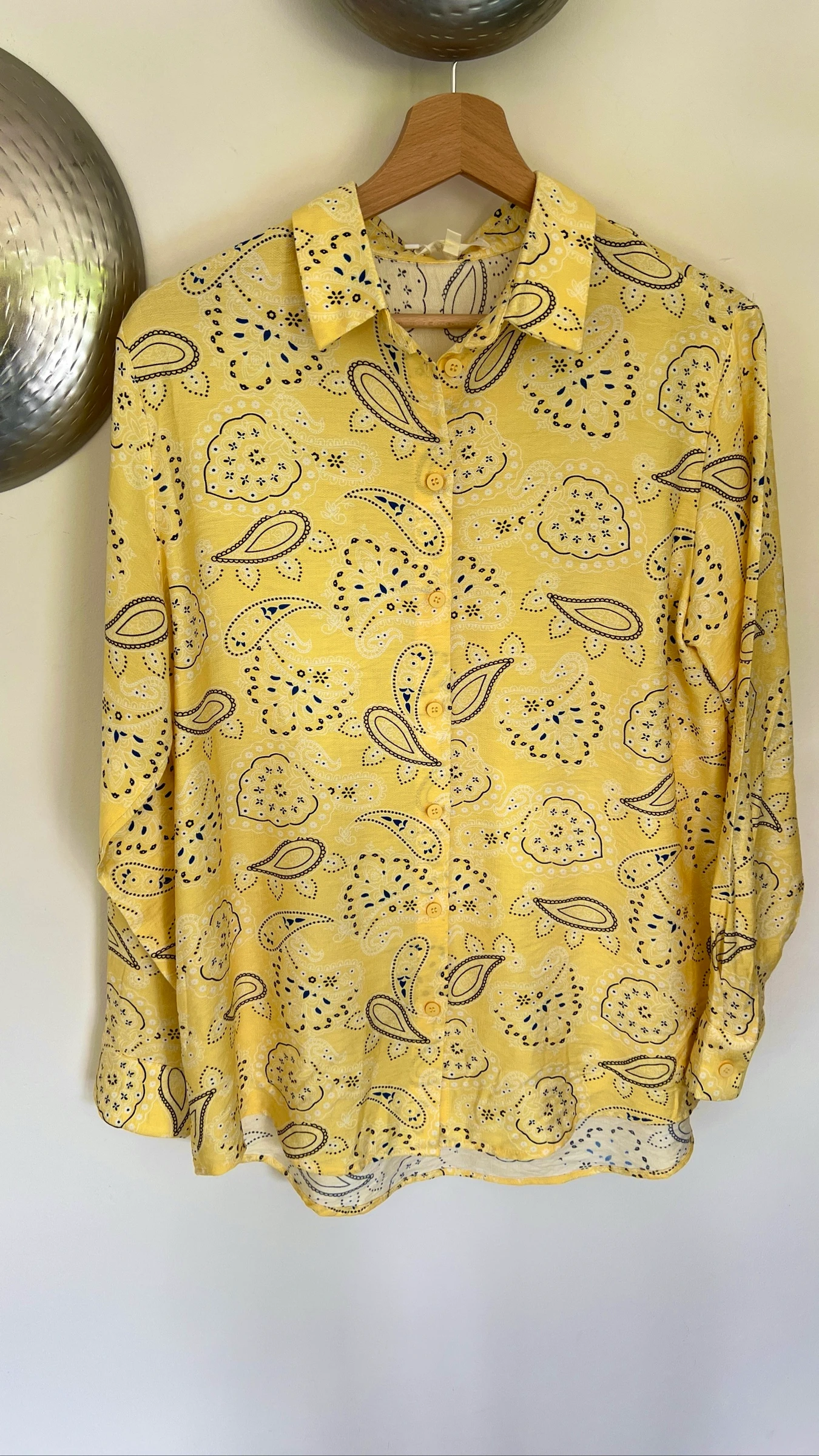Chemise jaune motif bandana – photo 2